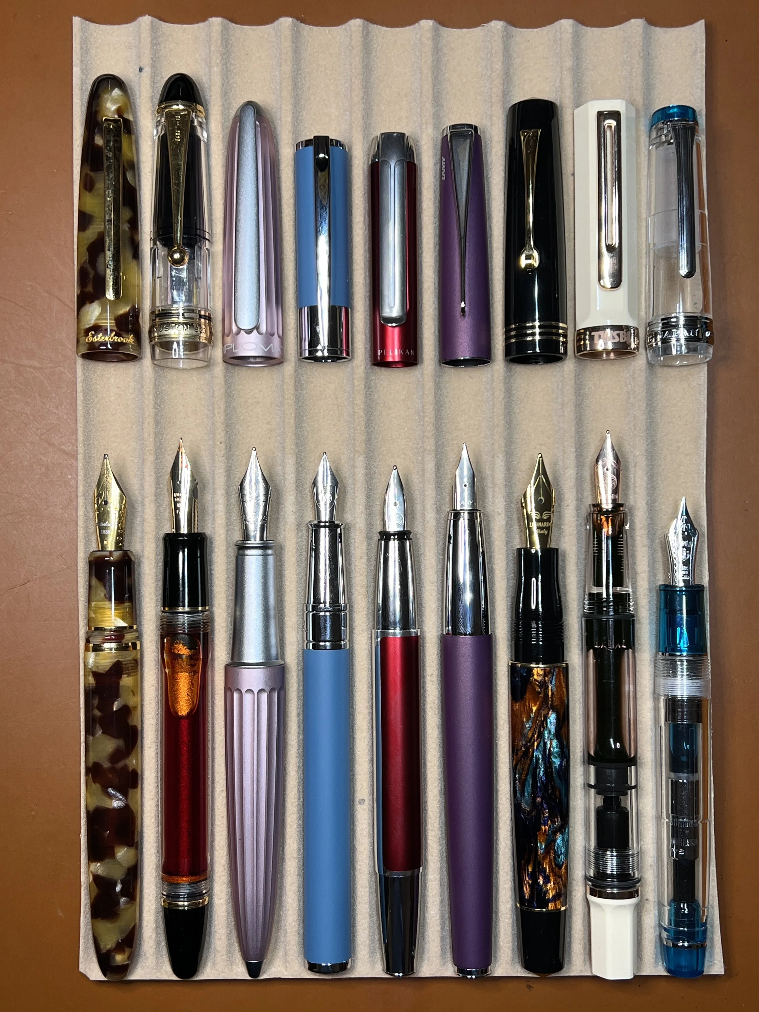 Pelikan Pura P40 - A different kind of Pelikan for the Hub — The